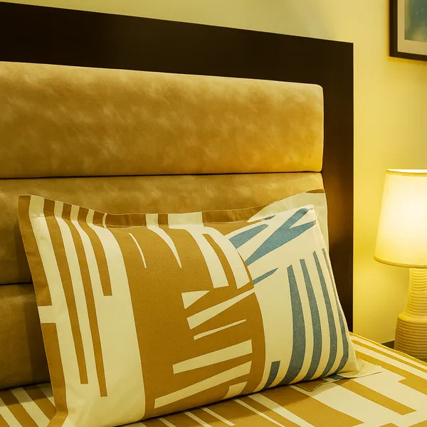 Stylish_Abstract_Linear_Print_Beige_Cotton_Rich_Feel_Single_Bedsheet_With_Pillow_Cover_|_60*90_Inch_|__120_GSM