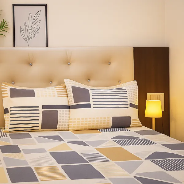 Contemporary_Grid_Pattern_White_&_Grey_Cotton_Rich_Feel_Double_Bedsheet_With_2_Pillow_Cover_|_90*100_Inch_|_140_GSM_|_Queen_Size