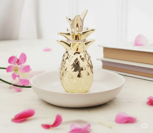 Luxe_Gold_Pineapple_Ring_Holder_&_Ceramic_Trinket_Dish_Set_(PINAPPLE)