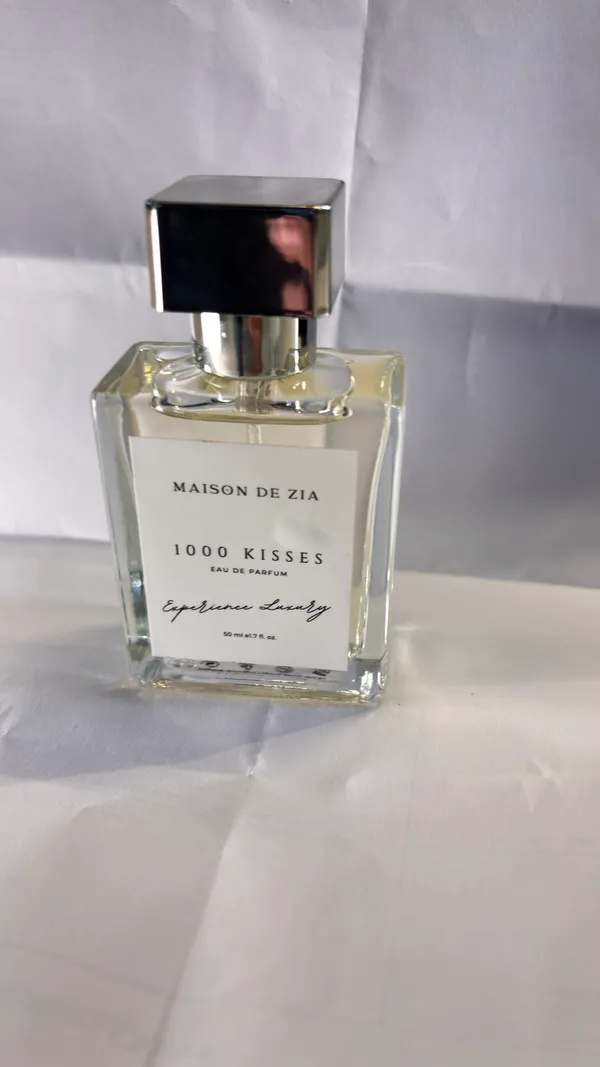 1000_Kisses_Perfume