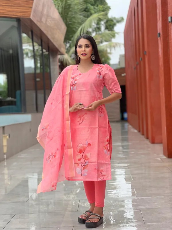 Peach_Chanderi_Cotton_Premium_&_Elegant_Straight_Kurti_With_Dupatta_Set_For_Women