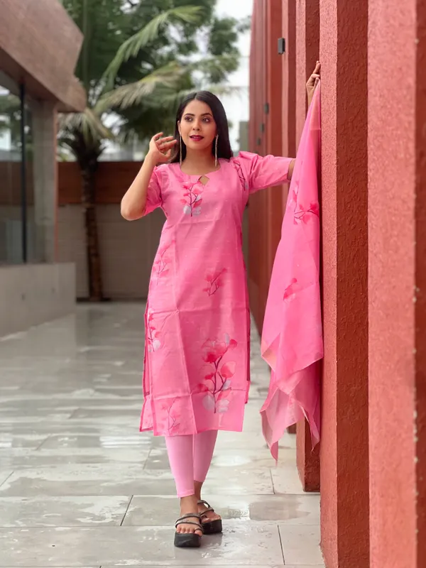 Pink_Chanderi_Cotton_Premium_&_Elegant_Straight_Kurti_With_Dupatta_Set_For_Women