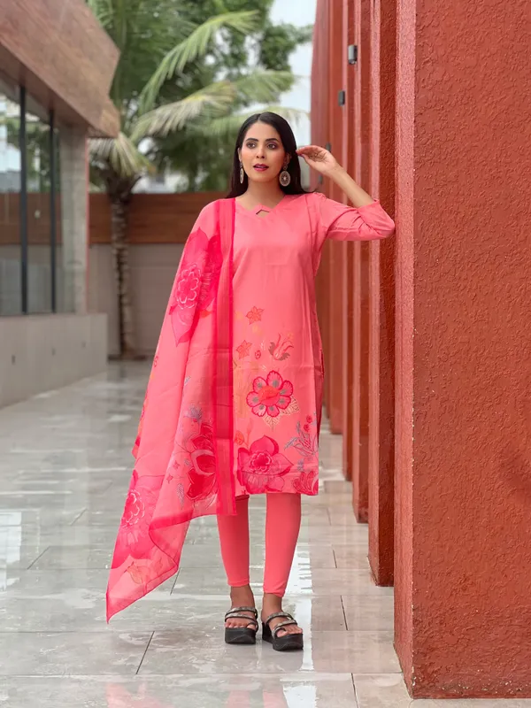 Pink_Chanderi_Silk_Premium_&_Elegant_Aline_Kurti_With_Dupatta_Set_For_Women