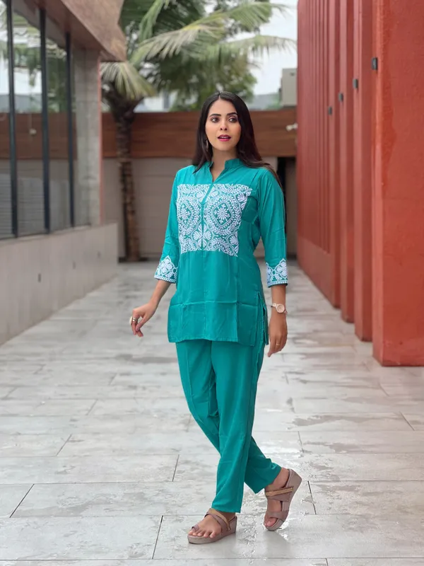 Rama_Cotton_Slub_Premium_&_Elegant_Straight_Kurti_&_Pants_Set_For_Women