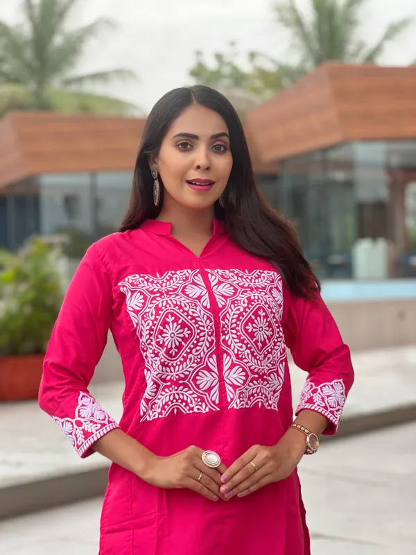 Rani_Cotton_Slub_Premium_&_Elegant_Straight_Kurti_&_Pants_Set_For_Women