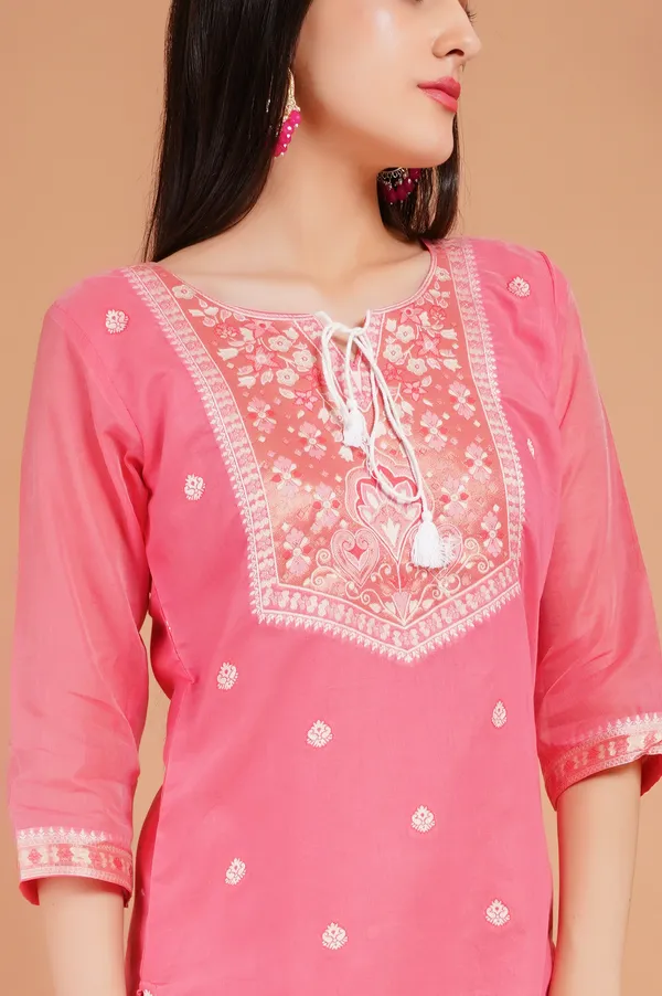 Pink_Stylish_Elegant_Design_Kurti_With_Pant_&_Dupatta_Set_For_Women
