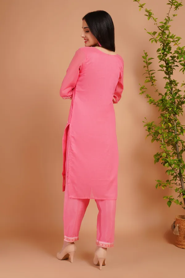 Pink_Stylish_Elegant_Design_Kurti_With_Pant_&_Dupatta_Set_For_Women