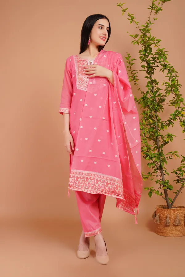 Pink_Stylish_Elegant_Design_Kurti_With_Pant_&_Dupatta_Set_For_Women