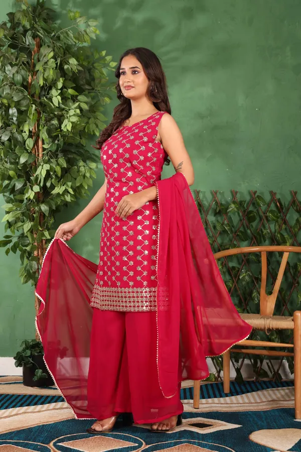 Rani_Elegant_Georgette_Kurti_Set_With_Golden_Embroidery_&_Matching_Dupatta
For_Women