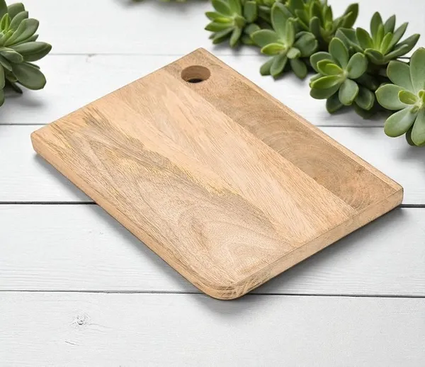 Light_Brown_Wooden_Rectangle_Cutting_&_Serving_Board