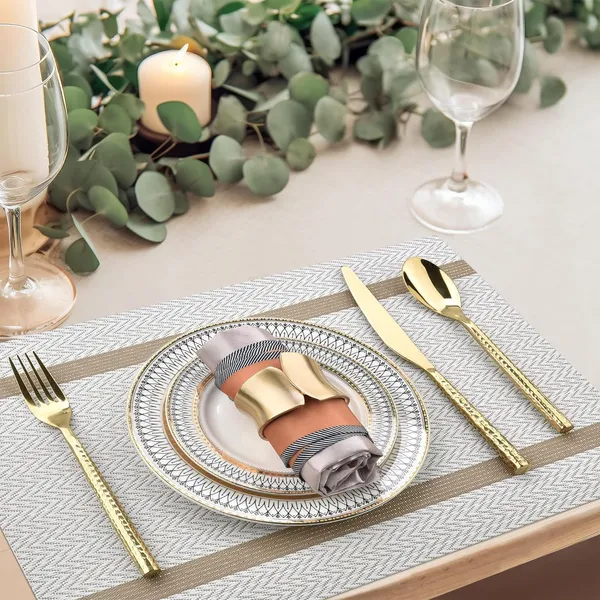 White_Dining_Table_Placemat_Set_Pvc_Material_NonSlip_Washable_And_Heat_Resistant_Tablemates_Size_45X30Cm_4_Pcs_Placemat