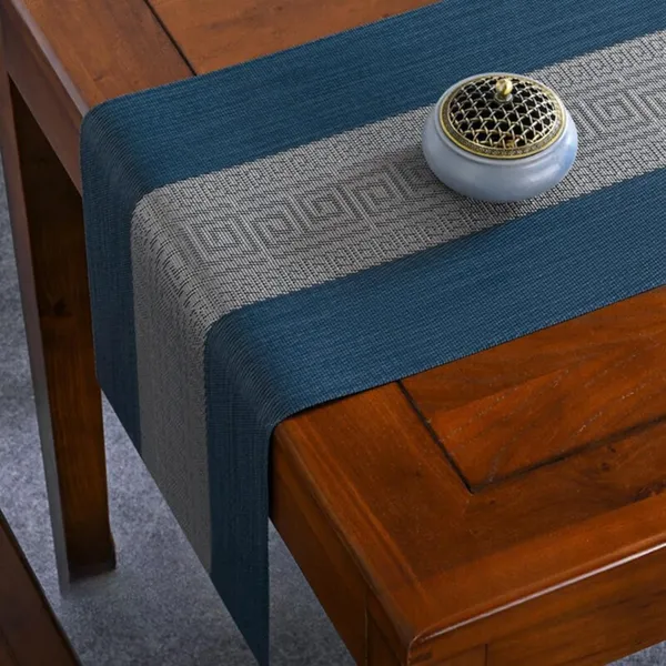 Blue_Dining_Table_Placemat_Set_Pvc_Material_NonSlip_Washable_And_Heat_Resistant_Tablemats_Size_45X30Cm_And_Table_Runner_180Cm_X_30Cm_6_Placemat_With_Runner