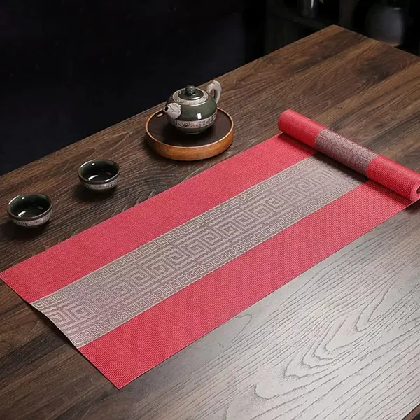 Red_Dining_Table_Placemat_Set_Pvc_Material_NonSlip_Washable_And_Heat_Resistant_Tablemates_Size_45X30Cm_4_Placemat_With_Runner