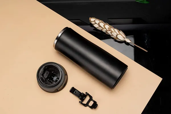 Blue_Travel_Mug_Insulated_Coffee_Cup_With_Leakproof_LidVacuum_Insulation_Stainless_Steel_Reusable_For_Hot_Cold_Coffee_NonSlip_Protective_Cover