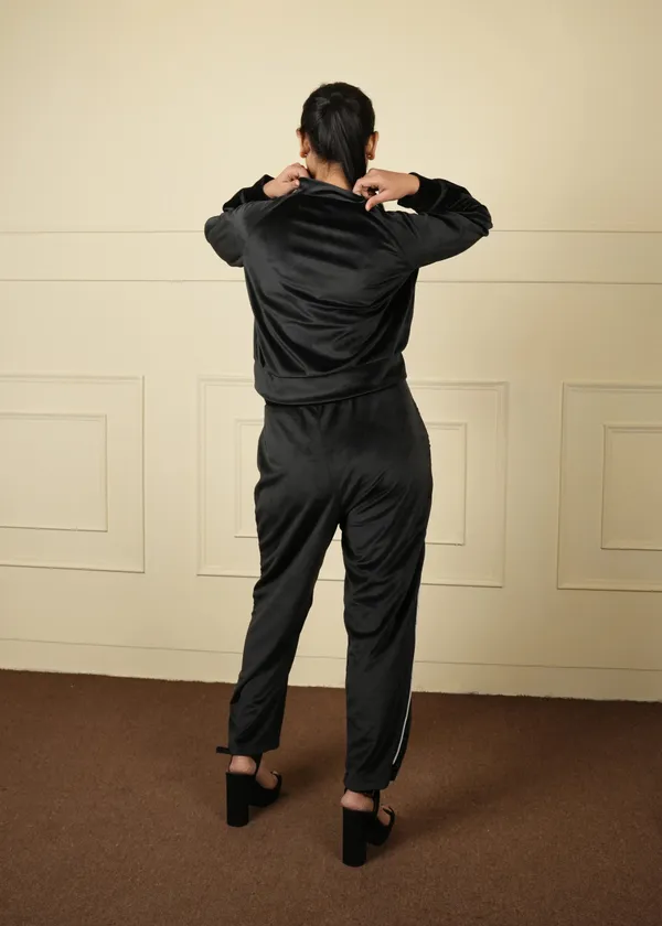 Velvet_Crop_Zipperjacket_Coord_Set