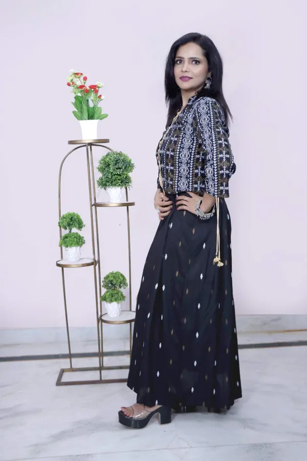 Multicolor_Printed_Maxi_Gown_With_Jacket_Set_For_Women