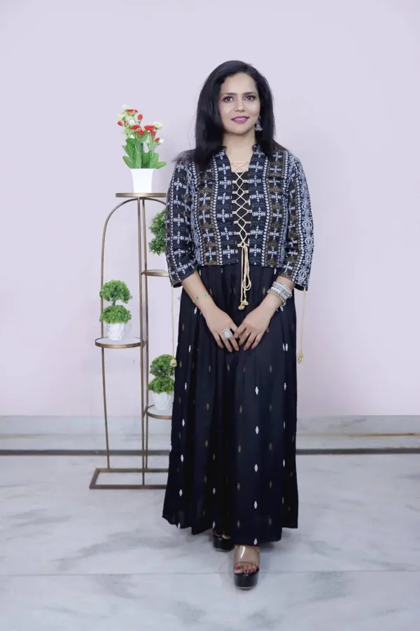 Multicolor_Printed_Maxi_Gown_With_Jacket_Set_For_Women