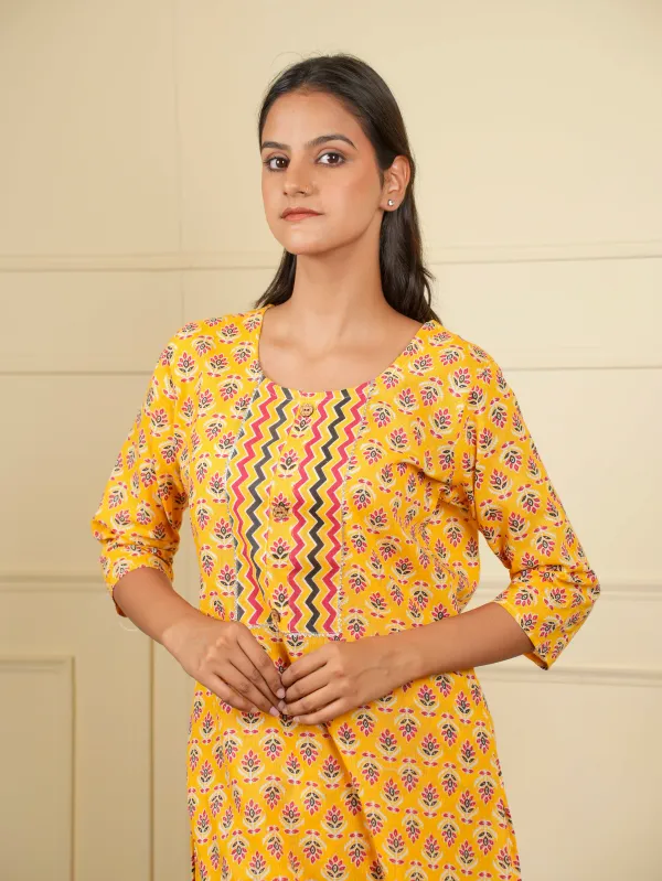 Yellow_Daily/Office_Wear_Kurti_Set_For_Women