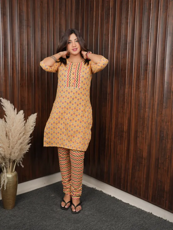Yellow_Daily/Office_Wear_Kurti_Set_For_Women
