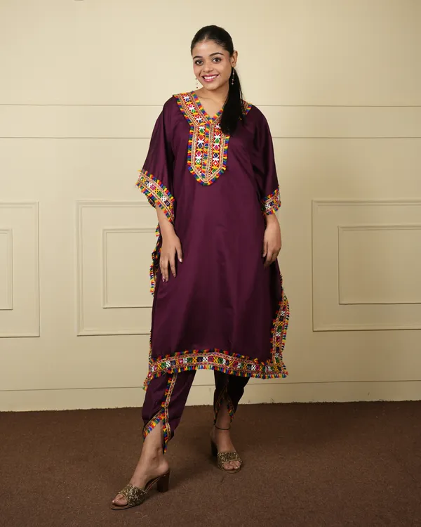 Wine_Designer_Kaftan_Set_For_Women
