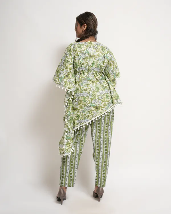Green_Floral_Trendy_Design_Kaftan_Co-Ord_Set_For_Women
