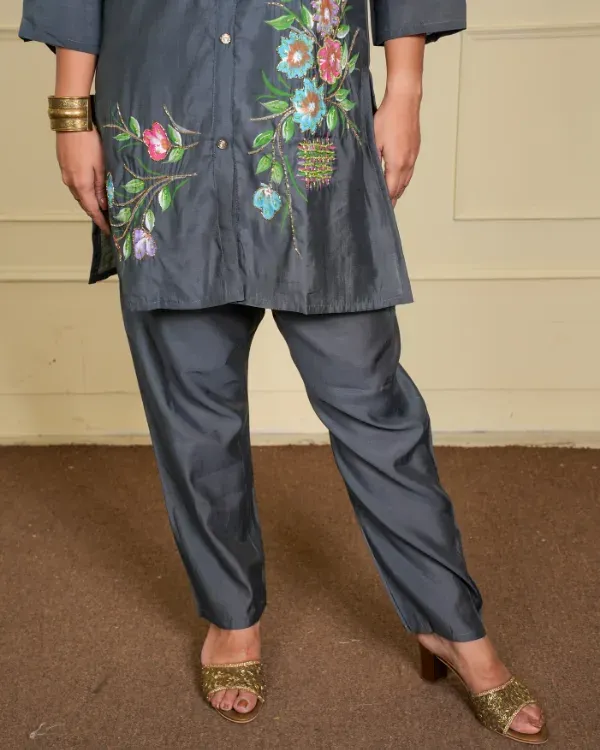 Black_Embroidered_Kurta_With_Dhoti_Pants_For_Women