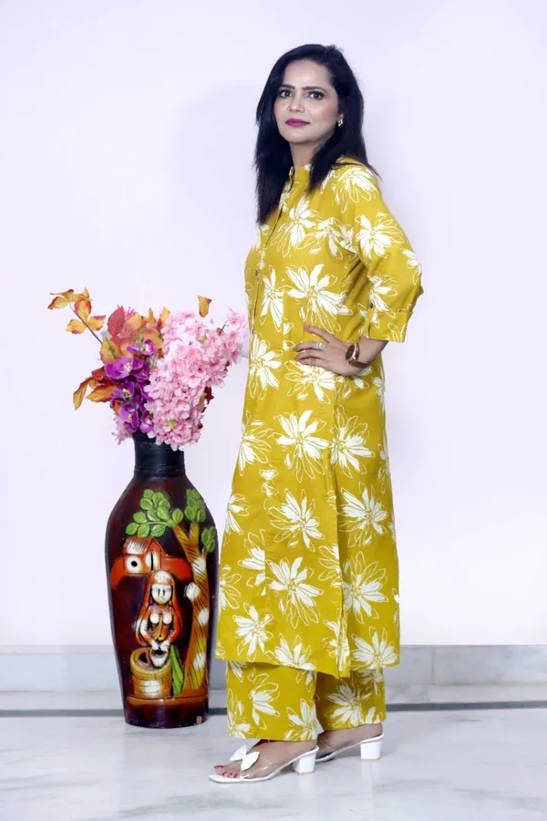 Mustard_Yellow_Floral_Printed_Kurta_Set_For_Women