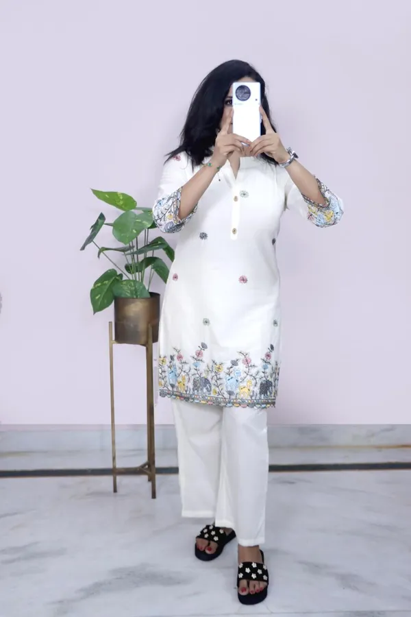Off_White_Printed_Co-Ord_Set_For_Women