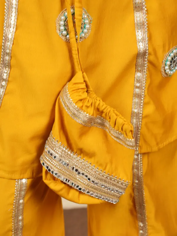 Yellow_Trendy_Design_Co-Ord_Set_For_Women