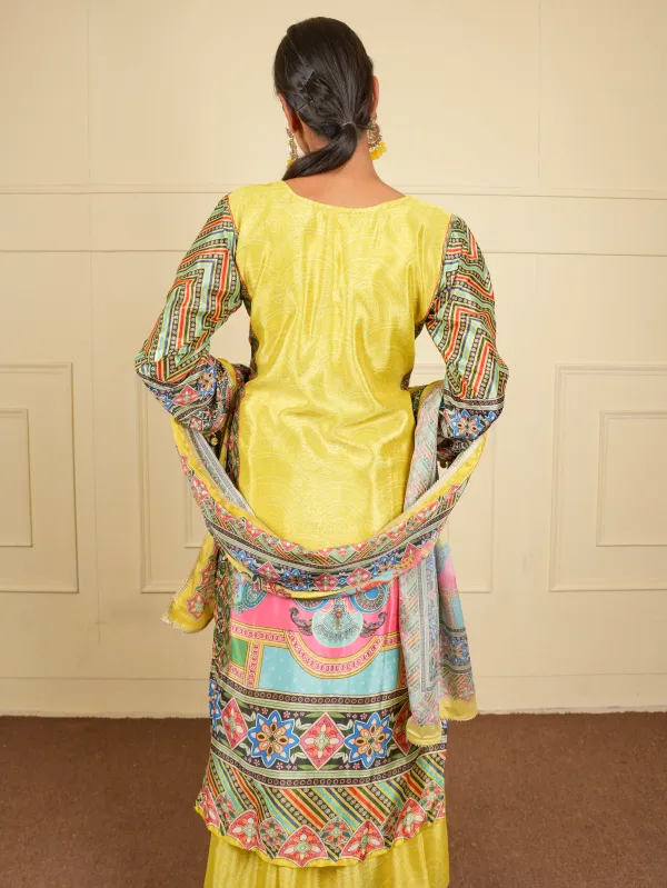Yellow_Trendy_Design_Co-Ord_Set_For_Women