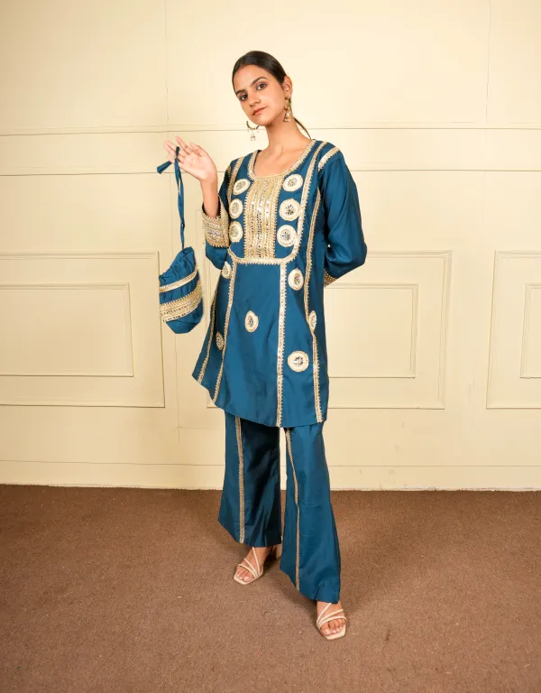 Peacock_Trendy_Design_Co-Ord_Set_For_Women