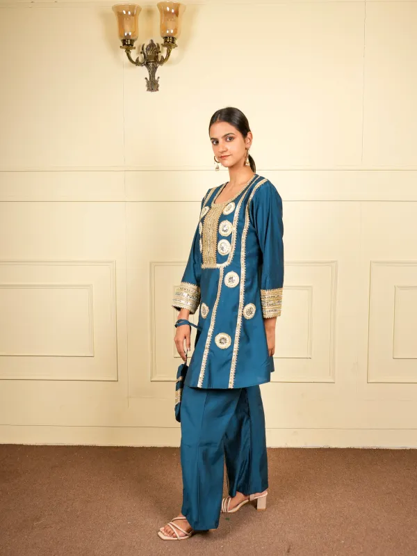 Peacock_Trendy_Design_Co-Ord_Set_For_Women