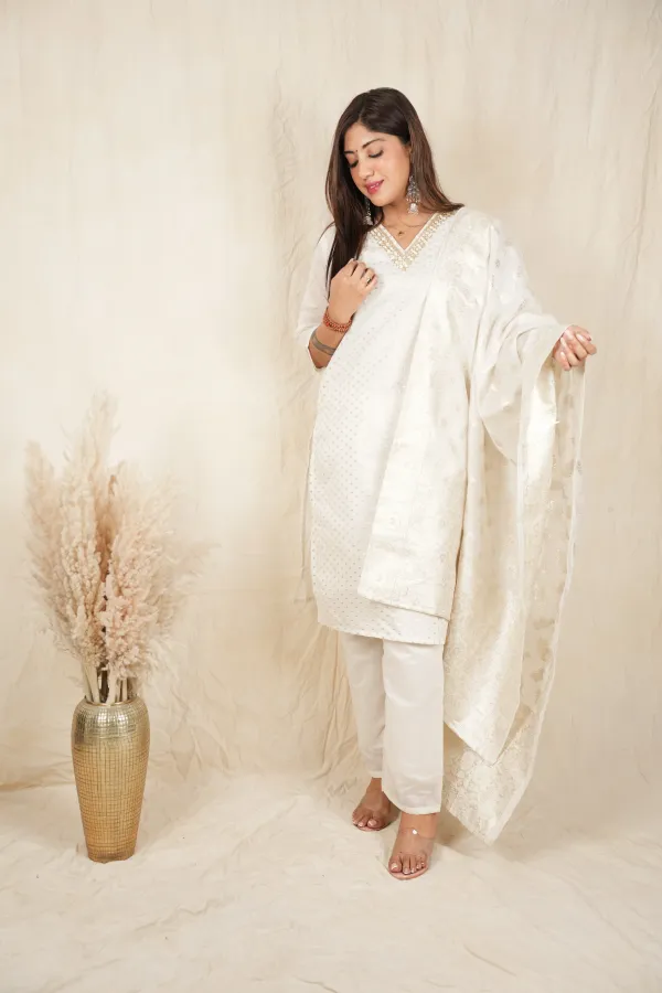 White_Trendy_Design_Party_Wear_Suit_Set_For_Women