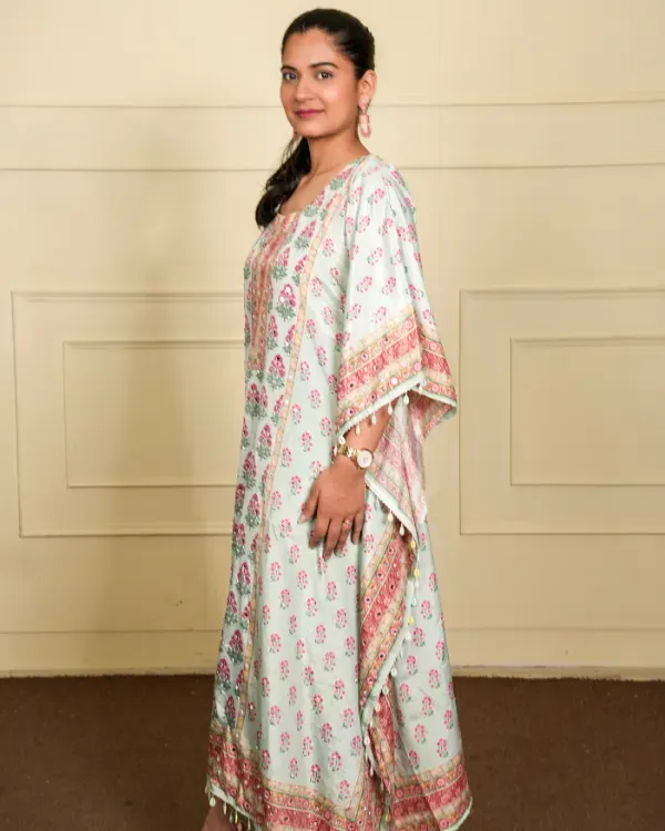Pastel_Green_Floral_Printed_Kurta_Set_With_Dhoti_Pants_For_Women