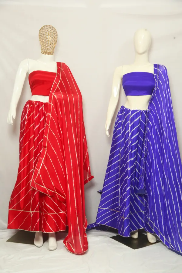 Red_Bandhani_Print_Lehenga_With_Dupatta_Unstitched_Blouse_Piece_For_Women