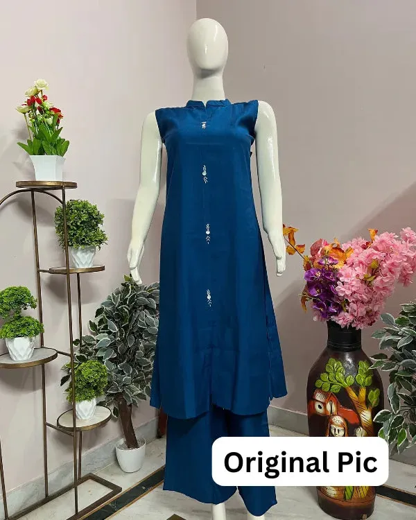 Blue_Solid_Sleeveless_Co-Ord_Set_With_Minimal_Embroidery_For_Women