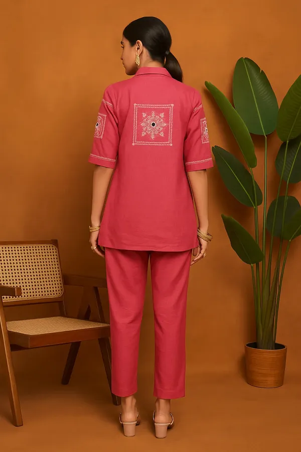 Pink_Cotton_Embroidered_Cotton_Kurta_Set_With_Mirror_Work_For_Women