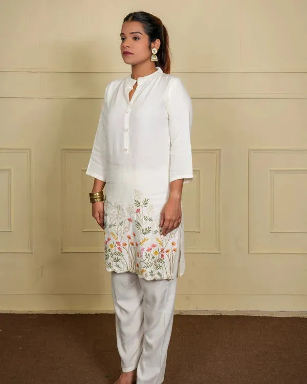 Off_White_Cotton_Silk_Floral_Printed_Kurta_Set_With_Trousers_For_Women