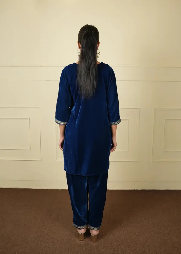 Teal_Blue_Teal_Cotton_Silk_Velvet_Short_Kurti_Pant_Co-Ord_Set_For_Women