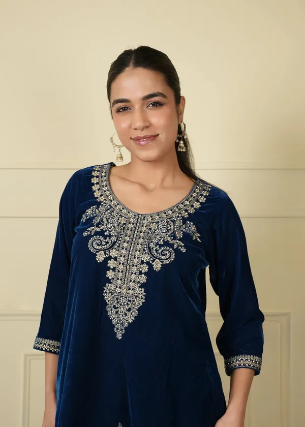 Teal_Blue_Teal_Cotton_Silk_Velvet_Short_Kurti_Pant_Co-Ord_Set_For_Women