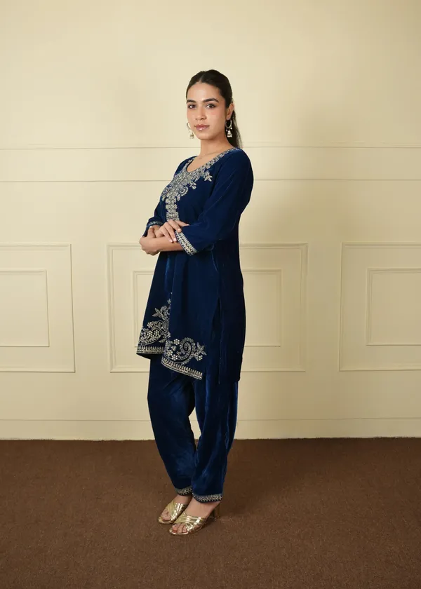 Teal_Blue_Teal_Cotton_Silk_Velvet_Short_Kurti_Pant_Co-Ord_Set_For_Women