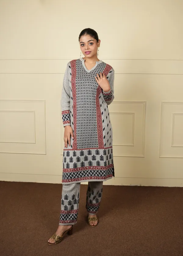 Grey_&_Blue_Cotton_Silk_Kurta_Trouser_Woolen_Set_For_Women
