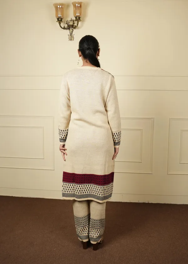 Maroon_&_Beige_Cotton_Silk_Kurta_Trouser_Woolen_Set_For_Women