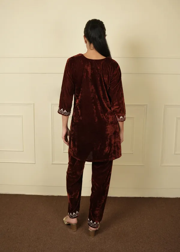 Brown_Pashmina_Kurti_Pant_Velvet_Co-Ord_Set_For_Women