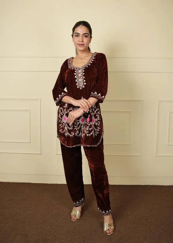 Brown_Pashmina_Kurti_Pant_Velvet_Co-Ord_Set_For_Women