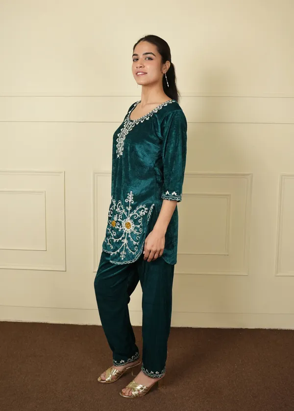 Rama_Green_Pashmina_Kurti_Pant_Velvet_Co-Ord_Set_For_Women