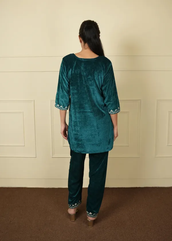 Rama_Green_Pashmina_Kurti_Pant_Velvet_Co-Ord_Set_For_Women