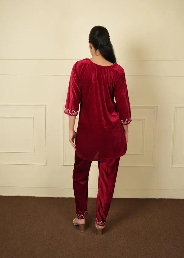 Maroon_Pashmina_Kurti_Pant_Velvet_Co-Ord_Set_For_Women