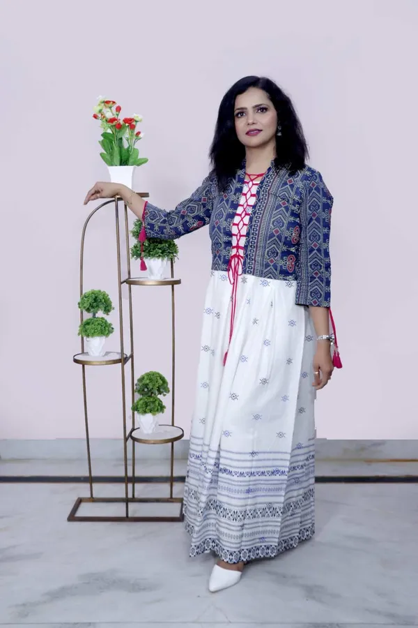 White_&_Navy_Blue_Ethnic_Printed_Maxi_Gown_With_Jacket_For_Women