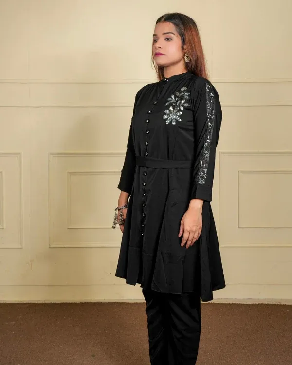 Black_Embroidered_Kurta_Set_With_Trousers_For_Women